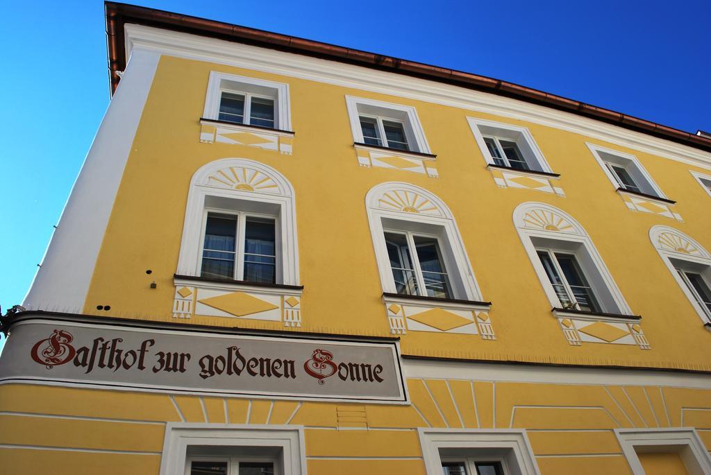 Gasthof Zur Goldenen Sonne Passau Bagian luar foto