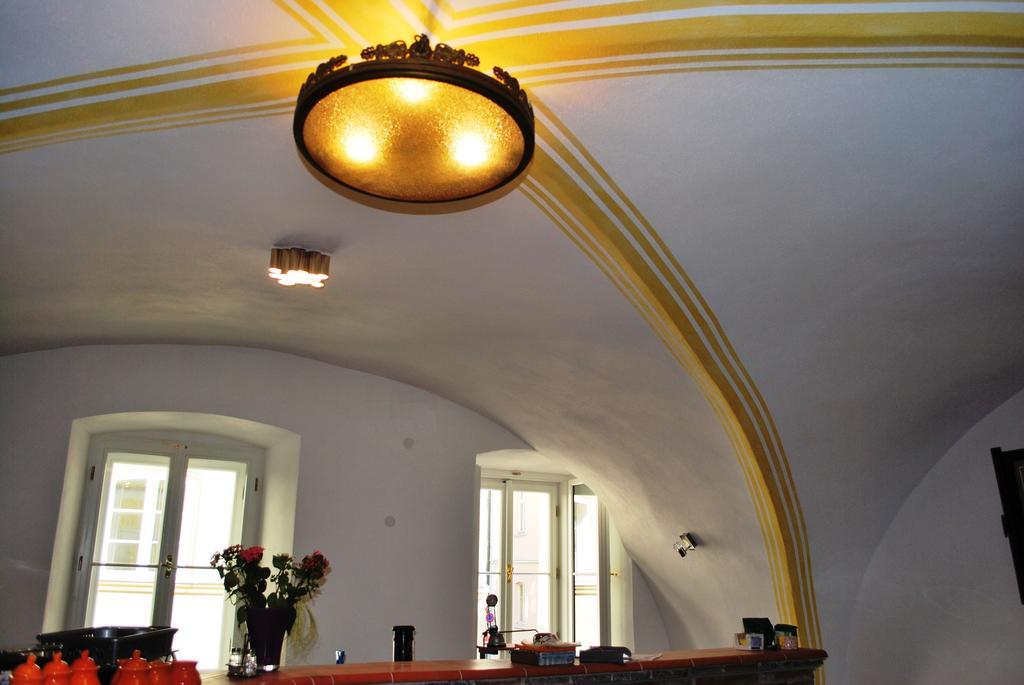 Gasthof Zur Goldenen Sonne Passau Bagian luar foto