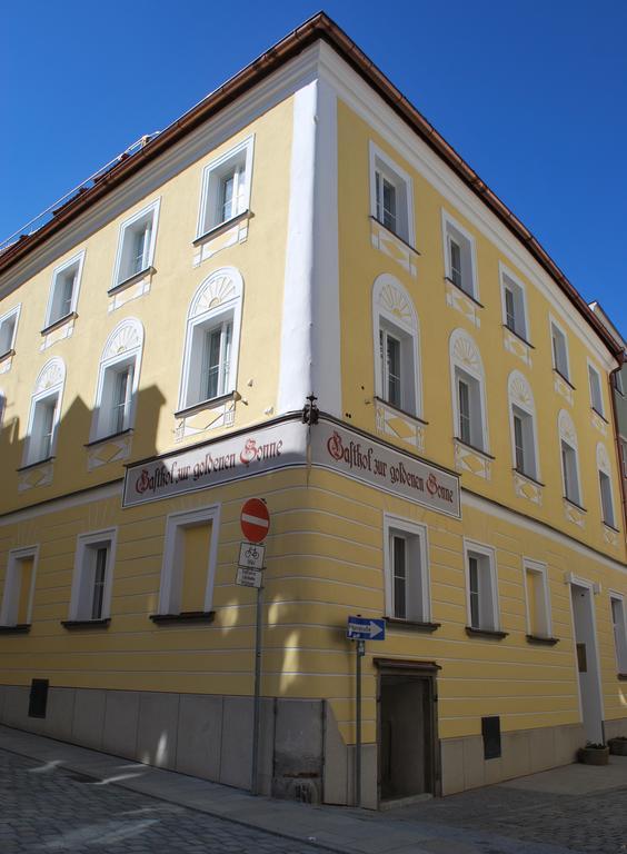 Gasthof Zur Goldenen Sonne Passau Bagian luar foto
